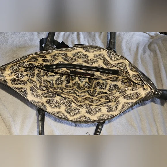 Ed Hardy Love Kills Slowly Backpack Tote - Picture 4 of 4